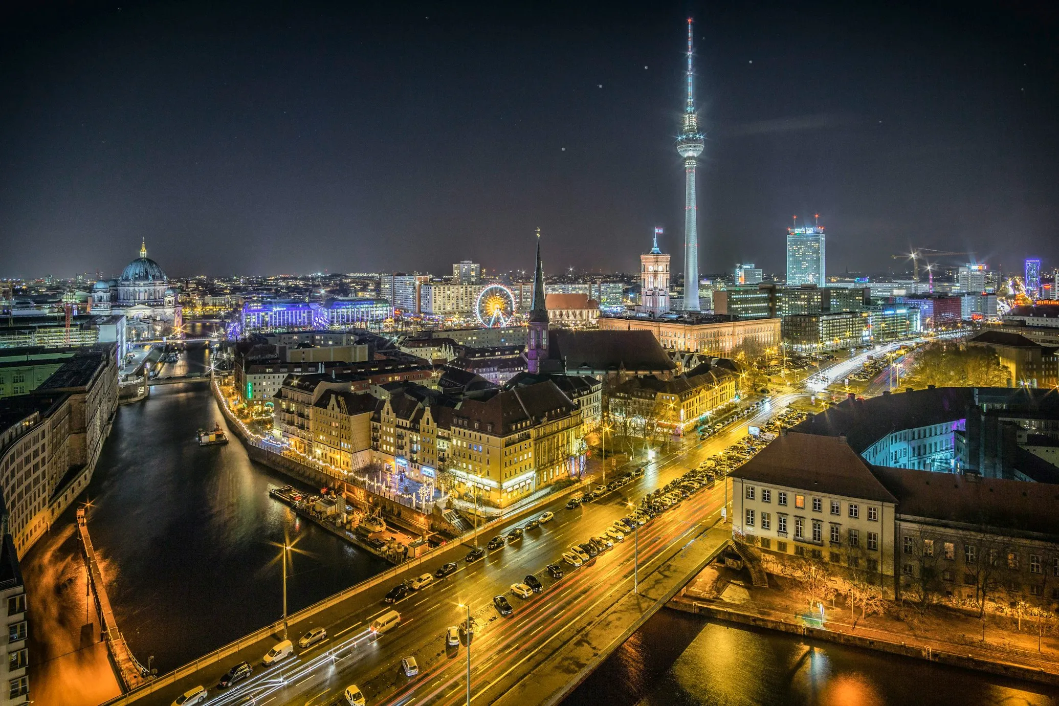 ul. Mazowiecka 45, 00-052 Warszawa, Polska